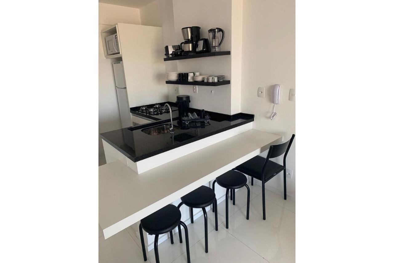Apartamento Com Vista Do Mar Em Residencial Com Piscina Florianopolis Luaran gambar