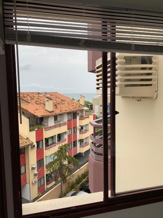 Apartamento Com Vista Do Mar Em Residencial Com Piscina Florianopolis Luaran gambar